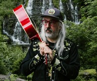 J Mascis/ Jef Maarawi