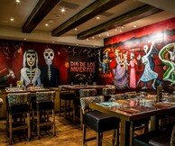 Dia de los Muertos Parties στα Amigos