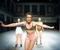 Jan Martens, ​The Dog Days Are Over a jumped, minimal and political work for eight performers