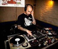 Dj Noiz @Komma Bar