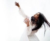 Η Hindi Zahra στο Παλλάς