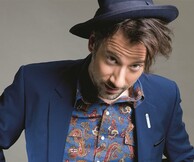 Fly me to the Moon – Among the Stars