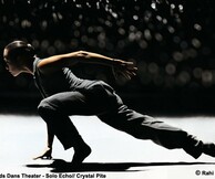 - Solo Echo (Crystal Pite) - Kleines Requiem (Hans van Manen) - Stop Motion (Sol Léon & Paul Lightfoot) 
