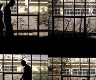Η τριλογία της πόλης: Η διανυκτέρευση - Η πόλη - Η παρέλαση