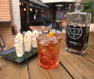 Απογευματινά Σαββατιάτικα food pairing με Roots ελαφριά cocktail στο Bootleg