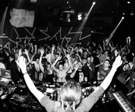 Pixi Presents: Nick Varon w/Trixx, Gbond & Aris