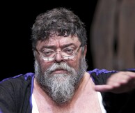 Το Μεγάλο Εμείς