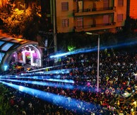 Neos Kosmos Stegi Block Party