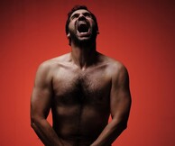Η παράσταση «Ουρλιαχτό» ανέβηκε στο διαδίκτυο