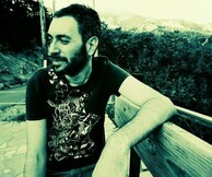 Δύο νέα κομμάτια από τα Κτίρια στη Νύχτα