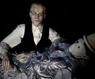 Ο David Bowie γιορτάζει το Halloween με ένα βίντεο-έκπληξη