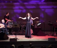 Η συναυλία της Ελευθερίας Αρβανιτάκη στο Carnegie Hall
