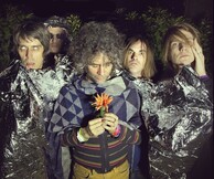 Οι Flaming Lips διασκευάζουν Beatles
