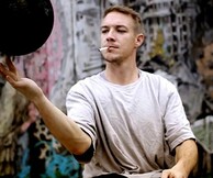 Ένα mix για το τέλος του 2013 από τον Diplo