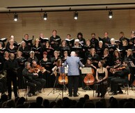 Catch the Christmas Spirit «Athens Singers»