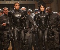 Pacific Rim σε DVD, BLU-RAY & BLU-RAY 3D