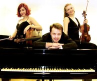 Συναυλία από το Trio'92