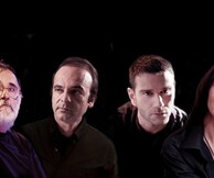 Η Συνάντηση του Θάνου Μικρούτσικου και του Οδυσσέα Ιωάννου με τον Σαίξπηρ