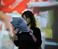 Η Quinn Latimer διαβάζει από το εν εξελίξει βιβλίο της «Anthology»