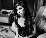 To επίσημο trailer του ντοκιμαντέρ για την Amy Winehouse