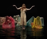 Η Florence Welch συνεργάζεται με τον Akram Khan στο νέο, αριστουργηματικό βιντεοκλίπ της