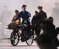 Η Μαίρη Πόπινς επέστρεψε- Η Έμιλι Μπλαντ χορεύει και τραγουδά στο νέο τρέιλερ που μόλις κυκλοφόρησε