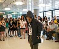 Για τρίτη συνεχή χρονιά, ο Καβάφης πήγε σχολείο, έγινε κόμικ, ψηφιακό έργο, εικαστική εγκατάσταση και χιπ – χοπ τραγούδι