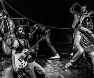 Μια εκρηκτική μπάντα του Μπουένος Άιρες ροκάρει το τάνγκο και έρχεται για πρώτη φορά στην Αθήνα