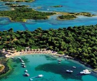 Για πρώτη φορά πάρτι στα Λιχαδονήσια - το υπέροχο νησάκι που είναι σε απόσταση 1,5 ώρας από την Αθήνα