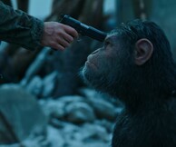 Ο πόλεμος ξεκίνησε - Πίθηκοι εναντίον ανθρώπων στο νέο τρέιλερ του «War for the Planet of the Apes»