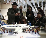 GR80s: 30 φωτογραφίες από τα εγκαίνια της έκθεσης στην Τεχνόπολη