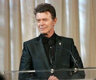 Τα τελευταία 4 τραγούδια του David Bowie και ένα δυνατό βίντεο