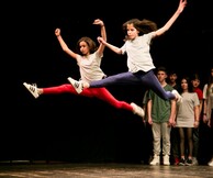 Dancing to Connect: Μια παράσταση μαθητών στη Στέγη