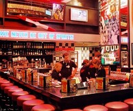 Το πιο ανατρεπτικό, latin αποκριάτικο party στα TGI Fridays Κολωνακίου