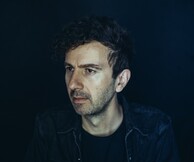 Ο Dave Gahan των Depeche Mode τραγουδά στο καινούριο κομμάτι του Null + Void- Δείτε το βίντεο