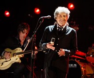 Ο Bob Dylan ερμηνεύει για μια ακόμη φορά Frank Sinatra στο ολοκαίνουργιο άλμπουμ του
