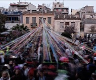 Όλα τα πάρτι και οι γιορτές στους δρόμους της Αθήνας που πρέπει να ξέρεις!