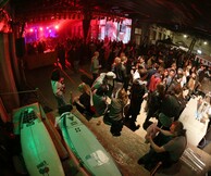 To Surf Art Festival επιστρέφει και φέρνει λίγο νωρίτερα το καλοκαίρι στην Αθήνα.