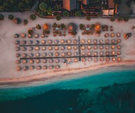 Bolivar Beach Bar: Ο απόλυτος καλοκαιρινός προορισμός που αλλάζει τη διασκέδαση της παραλιακής