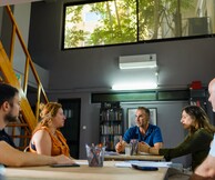 Online εργαστήρι συγγραφής θεατρικού έργου με τον Χάρη Μπόσινα