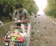 Τι απέγινε ο Ντέμης Ρούσος; Και γιατί το Όσκαρ πηγαίνει στην μπουγάτσα με κιμά;
