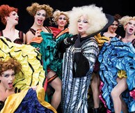 Transformers (οέο): Πρεμιέρα La Cage aux Folles