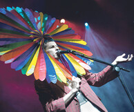 Βurn Baby Burn, Απεργία πείνας των μεταναστών