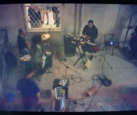 Κατέβασε τη νέα δουλειά των Barbara’s Straight Son