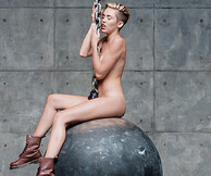 Η Miley Cyrus ολόγυμνη στο νέο της κλιπ