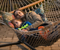 Ο Θοδωρής Κουτσογιαννόπουλος δίνει 4 αστεράκια στο «Δωμάτιο» και εξηγεί γιατί