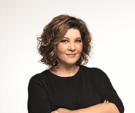 Η Γιώτα Νέγκα αφηγείται τη μουσική της διαδρομή