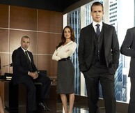 Η δημοφιλής σειρά «Suits» έρχεται καθημερινά στο Fox!