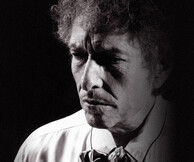 Το πρώτο τριπλό άλμπουμ στη μακρόχρονη πορεία του Bob Dylan μόλις κυκλοφόρησε