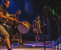 Οι Thrax Punks ξεκίνησαν λέγοντας τα κάλαντα